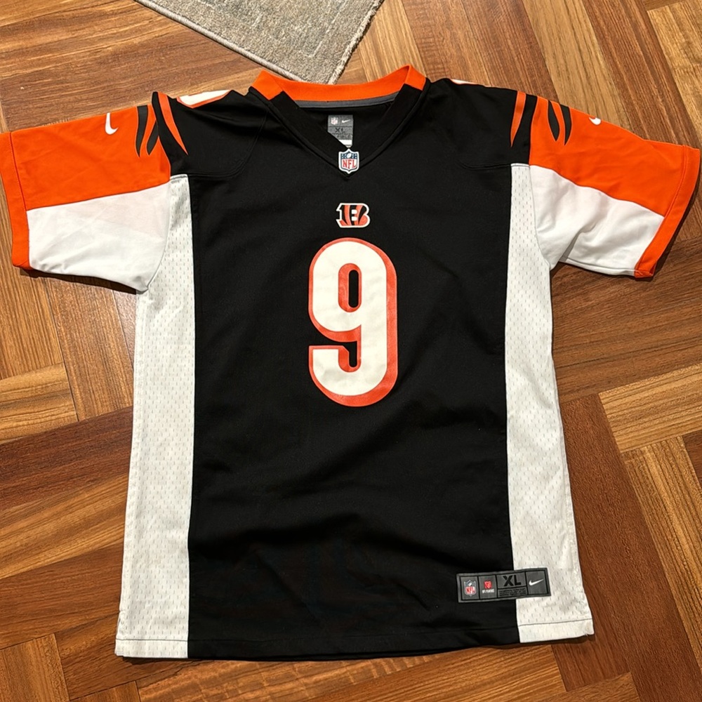 Nike Joe Burrow Jersey Boys XL Jersey
